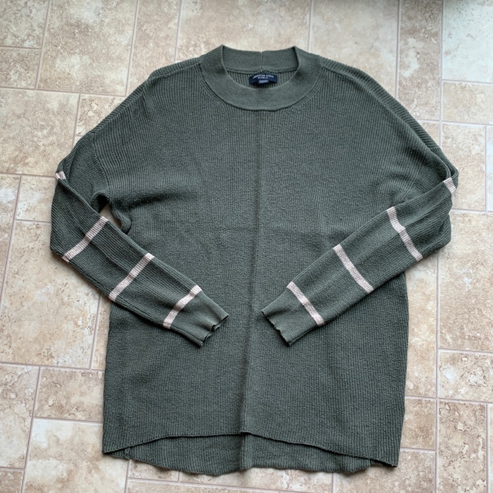 American Eagle knit sweater